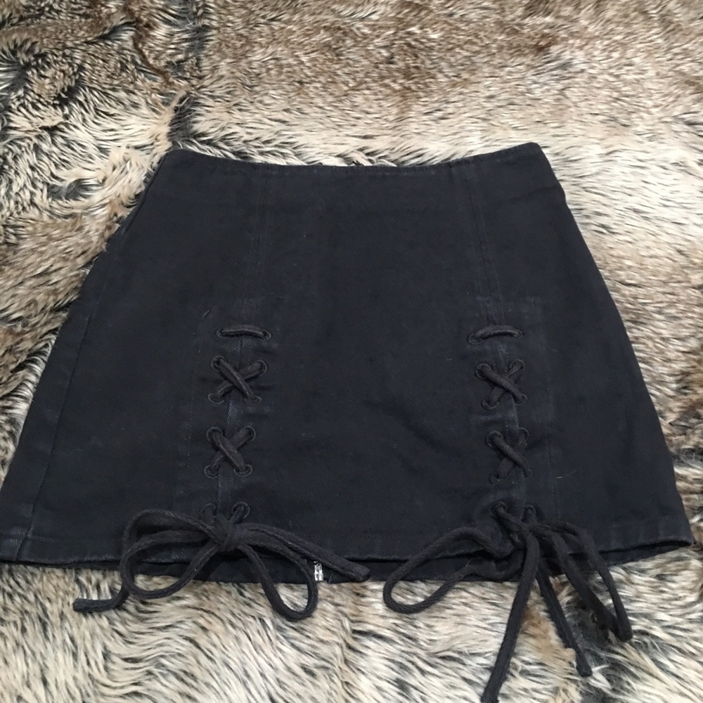Honey Punch Black Tied Mini Skirt Size S